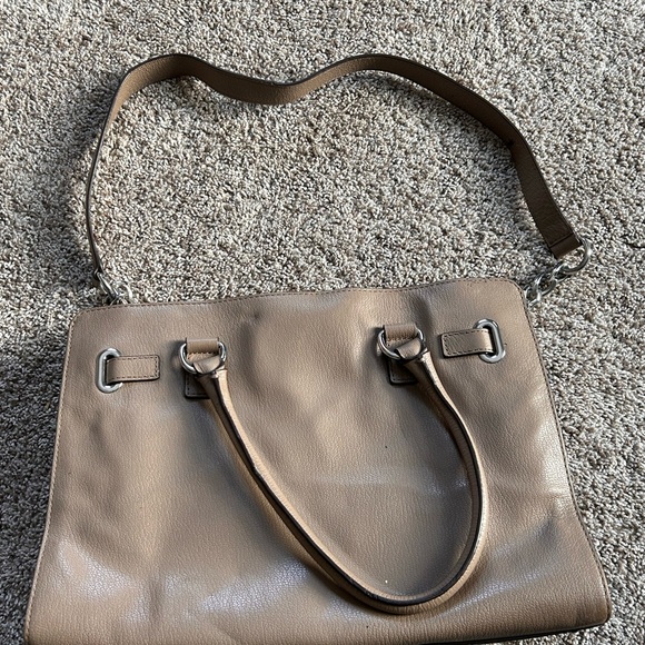 MICHAEL KORS HAMILTON LARGE DARK KHAKI TAN SILVER LEATHER TOTE BAG PURSE - Picture 3 of 5